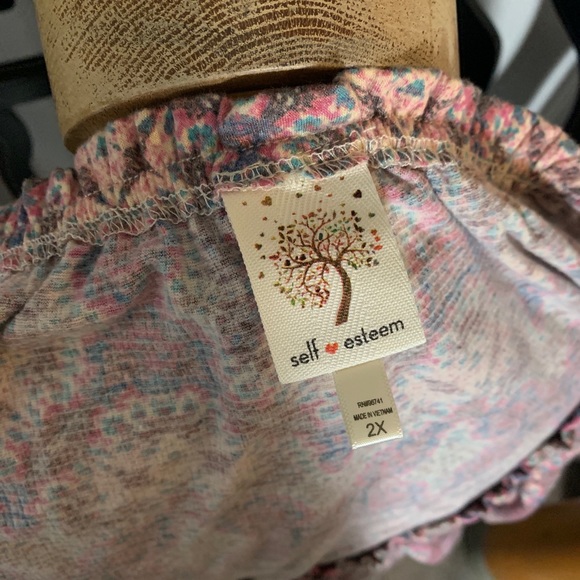 Self Esteem Plus Size Short Sleeve Blouse - Picture 3 of 4